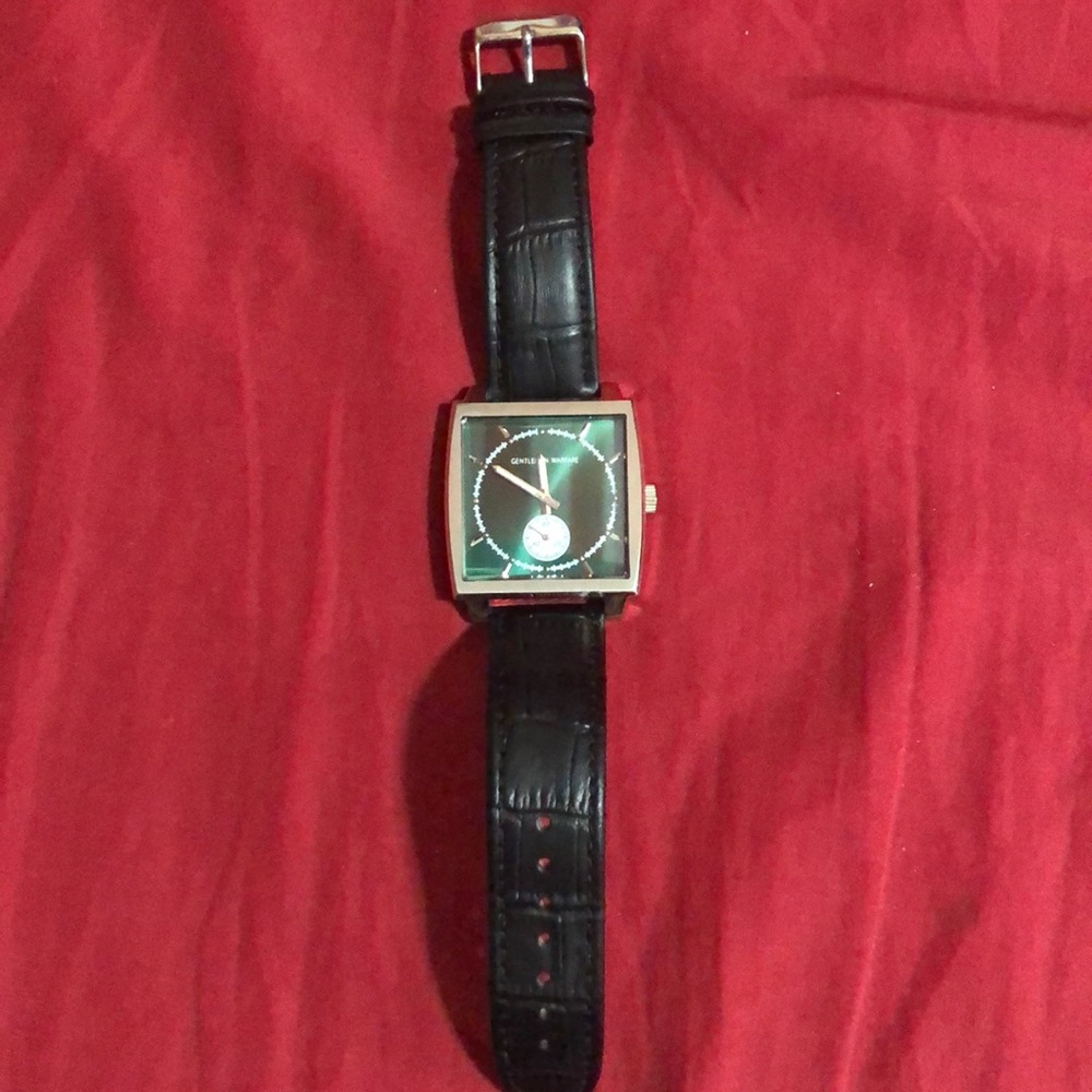 V1 - Cubic Green Watch